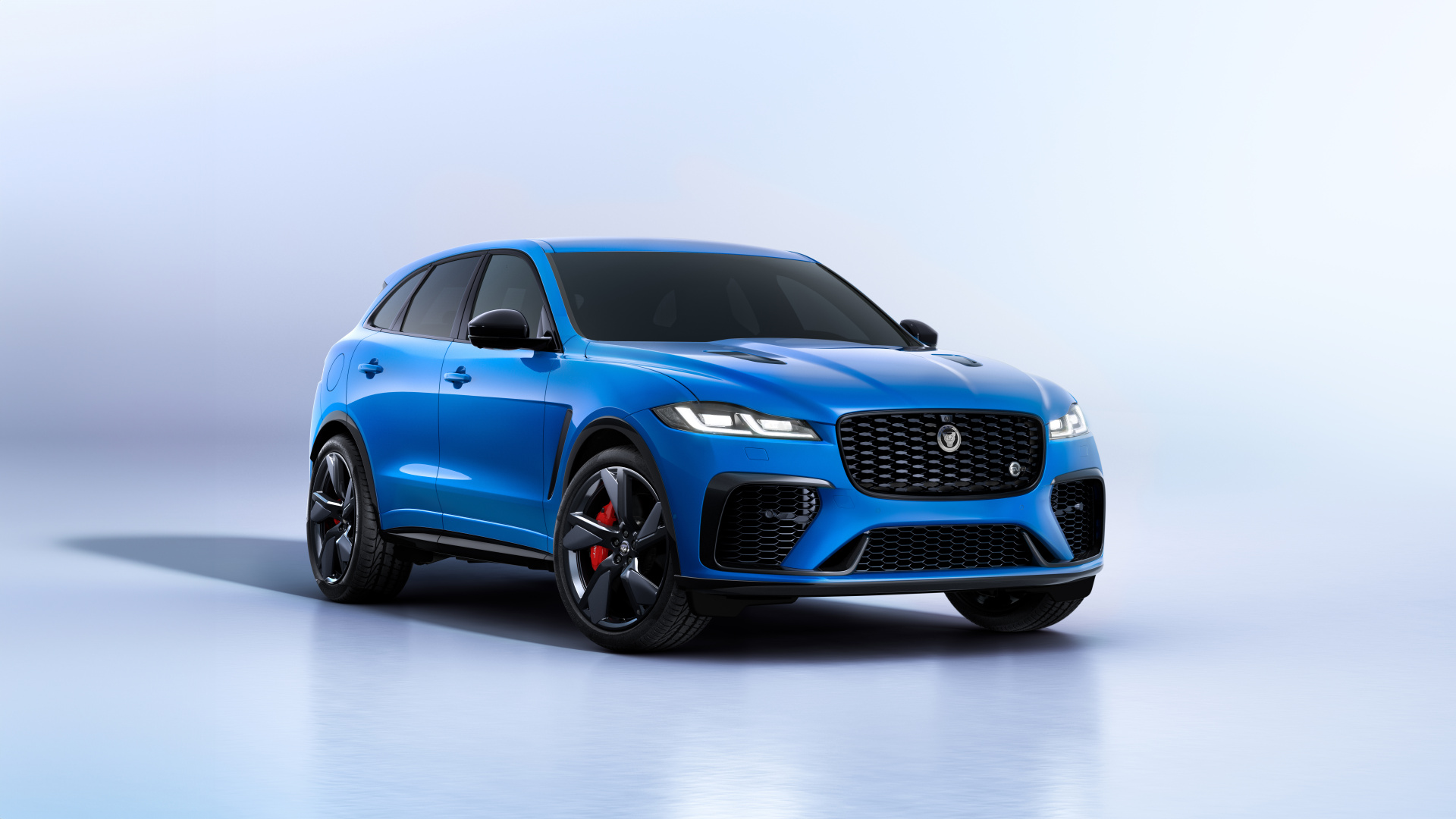 SMALL_F-PACE-SVR-front34